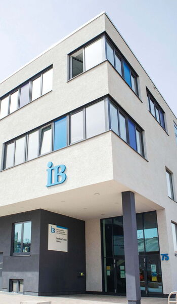 Gebäude ib schulen asperg