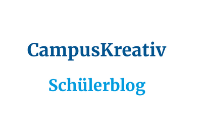 Der Schriftzug "CampusKreativ Schülerblog" steht in blauer Schrift auf einem weißen Hintergrund.